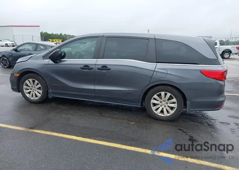 2018 Honda Odyssey Lx z USA, uszkodzony, nr VIN 5FNRL6H21JB034782
